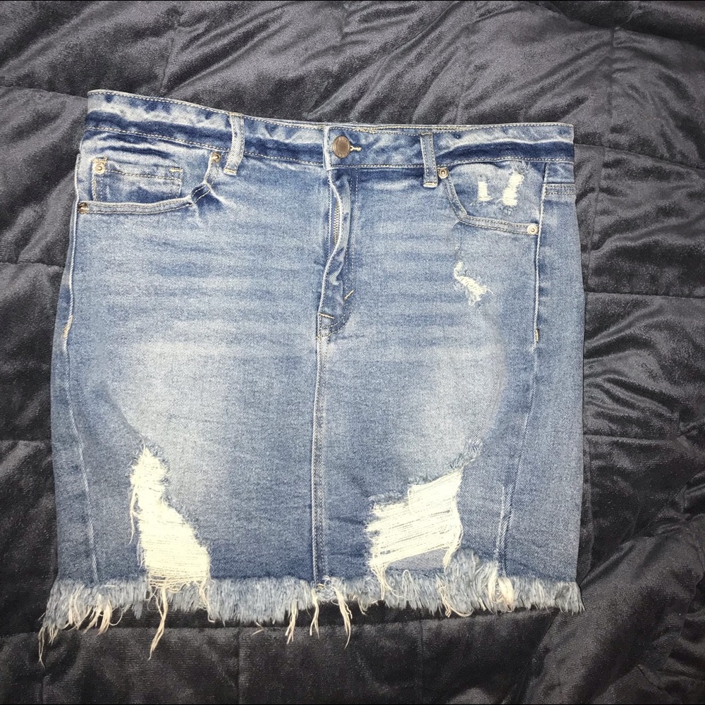 Blue Jean skirt, size xl, never worn